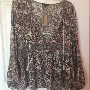 NWT Flowy American Eagle Top